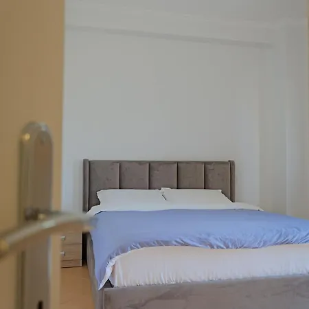 Unico Luxury Apartment *