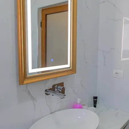 Unico Luxury Апартаменты *